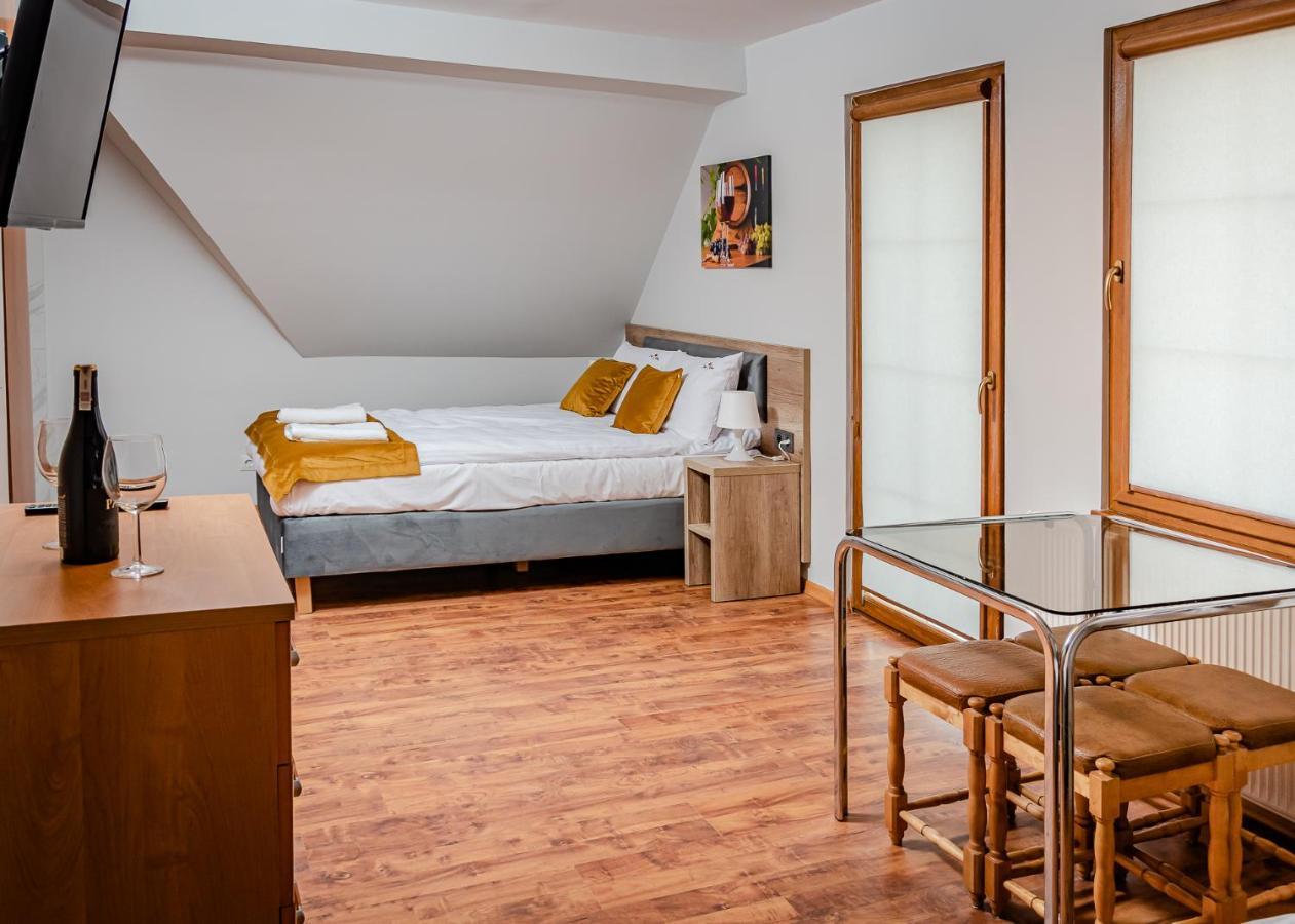 Sun & Wine Hotel Pobierowo Eksteriør billede